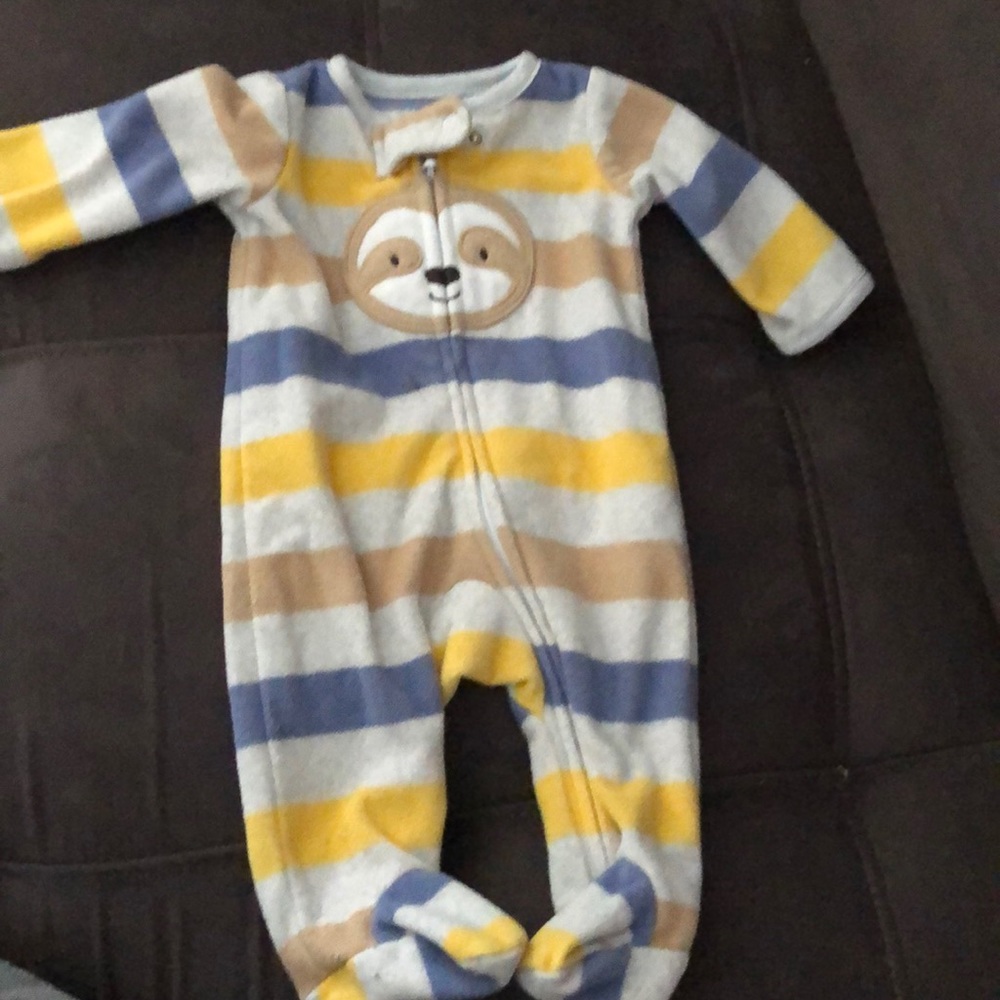 Baby long sleeve super soft zip up onesie